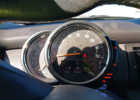 2015 Mini Hardtop Cooper z USA, uszkodzony, nr VIN WMWXM5C56F3A59200